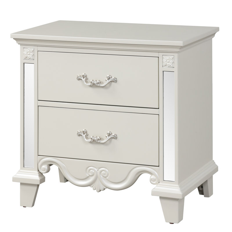 Ensemble de chambre à coucher Latwana Pearl, Grand lit