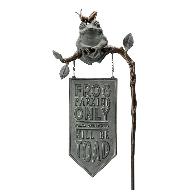 Enseigne de jardin grenouille sur un piquet
