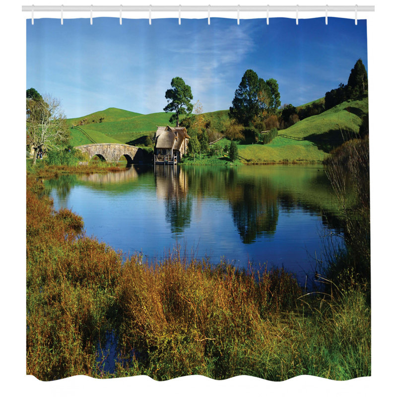 Rideau de douche Hobbits Hobbit Land, H 70 po x l 69 po