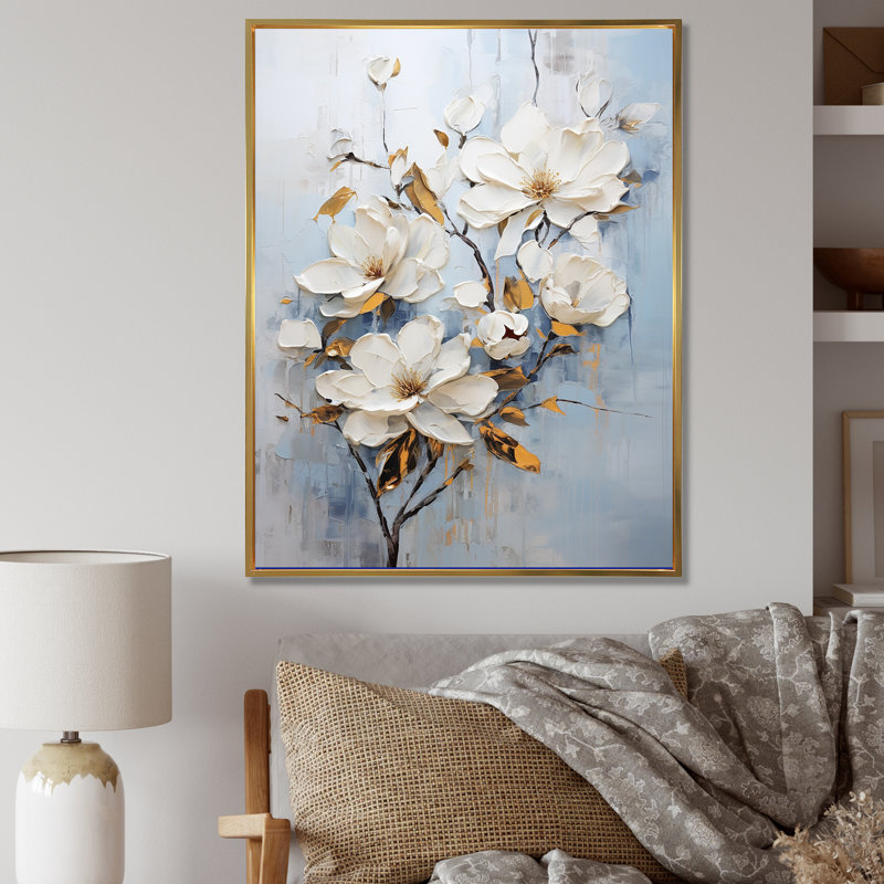 «Magnolias Bloom In White III», reproduction sur toile, Cadre flottant doré, H 32 po x l 16 po