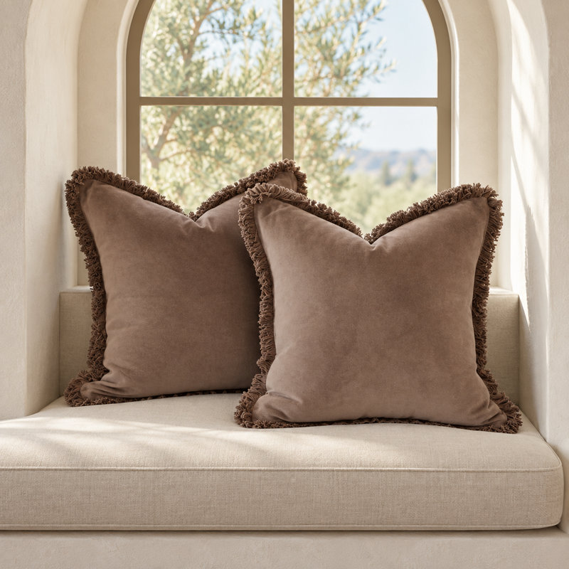 Housse de coussin décorative en velours à franges marron chocolat 45 cm, Carré 18 po, Brown