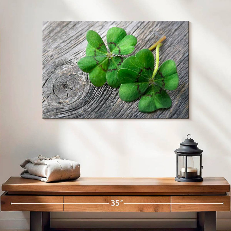 Four Leaf Clover, 16" H x 24" W