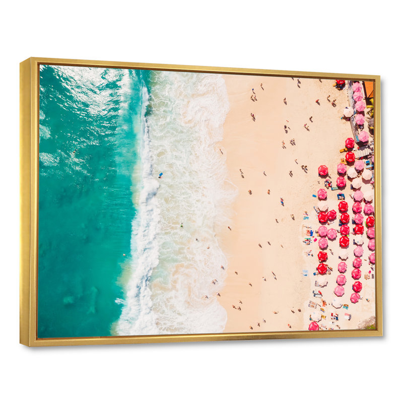 «Coastline Ocean Beach Aerian View», reproduction sur toile, H 30 po x l 40 po x P 1,5 po, Cadre flottant doré