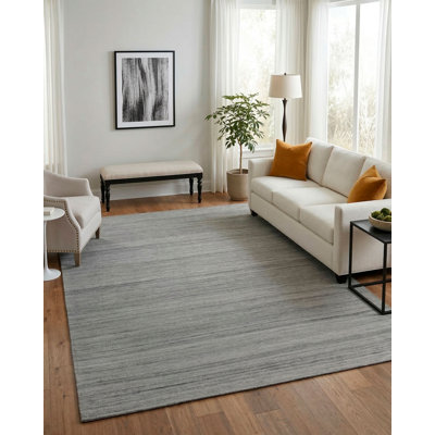 Rudra Geometric Area Rug in Light Gray/Black