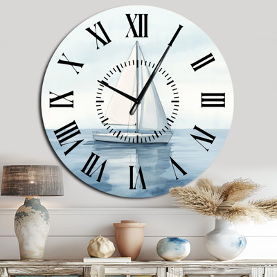 Horloge murale blanche en métal
