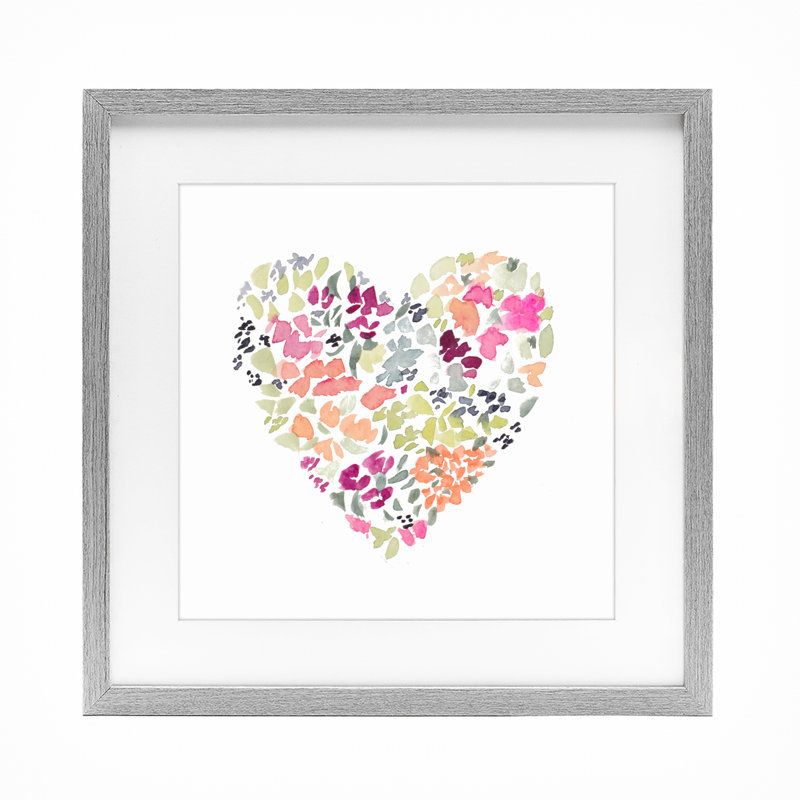 Blooming Pastel Heart, reproduction encadrée sous verre, design par Lanie Loreth, Cadre de ferme gris, H 16 po x l 16 po