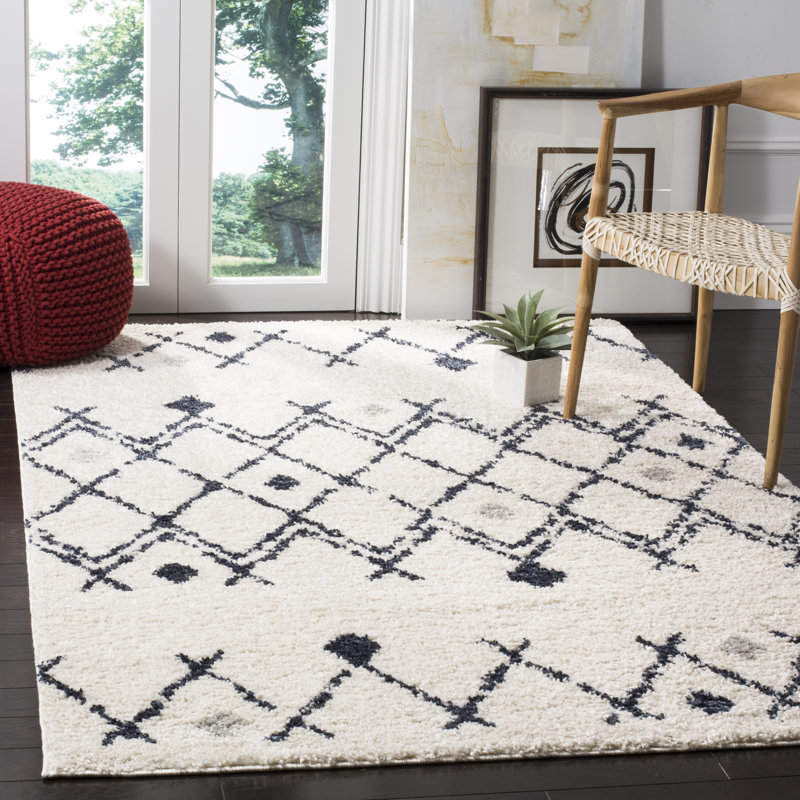 Polebridge Geometric Hand Woven Area Rug, Rectangle 155 x 229 cm