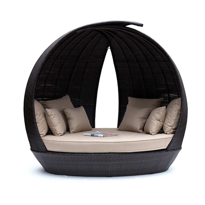 Eastlake Rattan Daybed - Grey, Brown/Beige