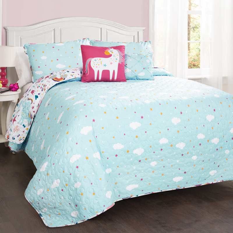 Unicorn Heart Quilt Set, White, Twin Quilt + 1 Sham + 2 Pillows