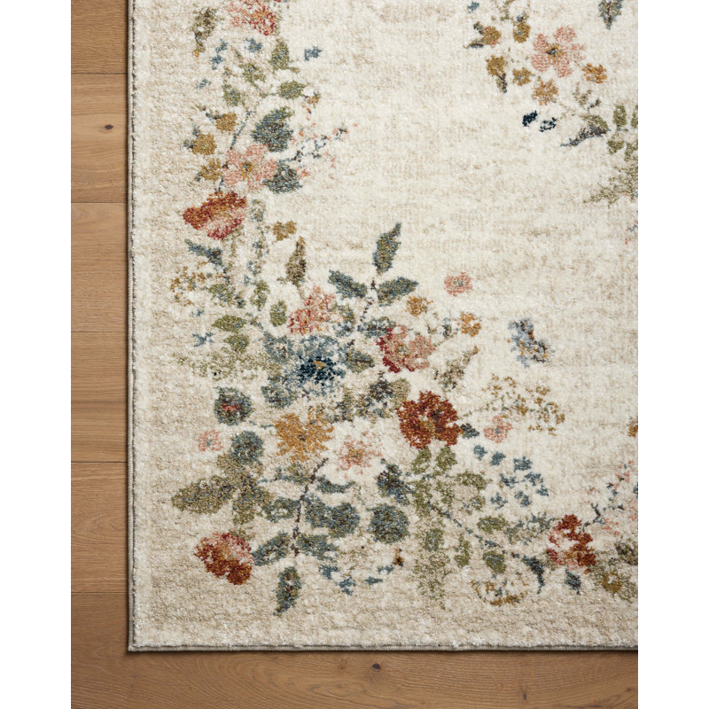 Tapis crème Rifle Paper Co. x Loloi Laurel, Rectangle 7 pi 10 po x 10 pi