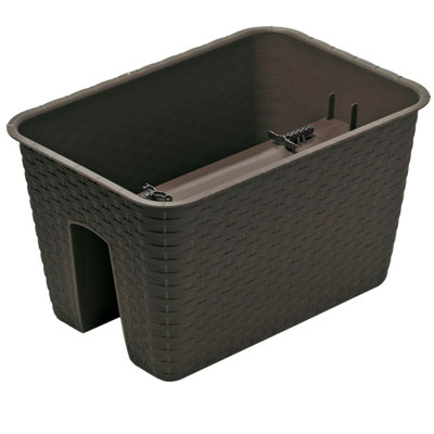 Elburn Railing Planter