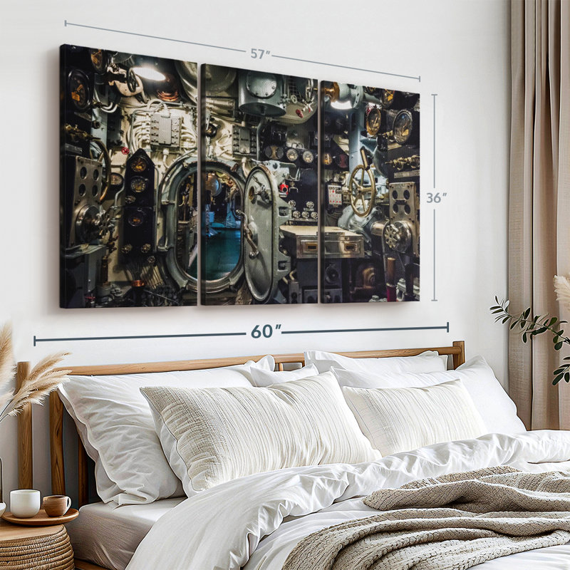 «Submarine Control Room» sur toile, H 36 po x l 57 po
