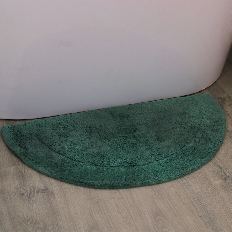 Candeloro Slice Bath Rug 17"x30", Forest Green