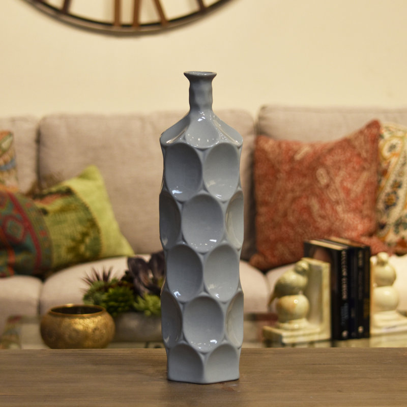 Vase de table 17,75 po Eaglin, H 22 po x l 5,5 po x p 5,5 po, Gris