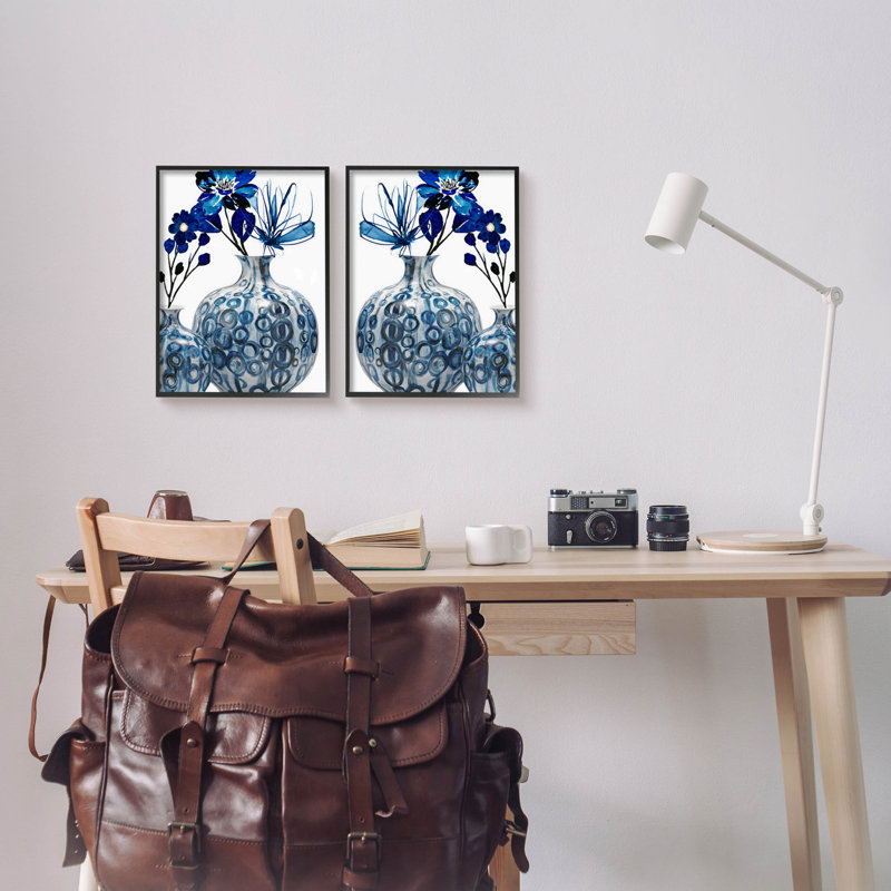 "Bold Blue Ikebana", ensemble de 2 giclées encadrées par Jesse Keith, Giclée encadrée noir minuit