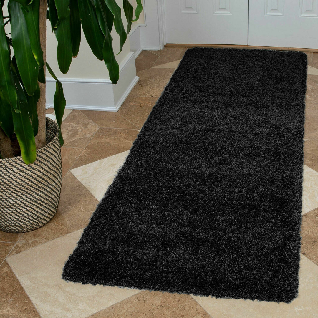 Aanuoluwa Solid Colour Shag 160cm X 230cm Area Rug