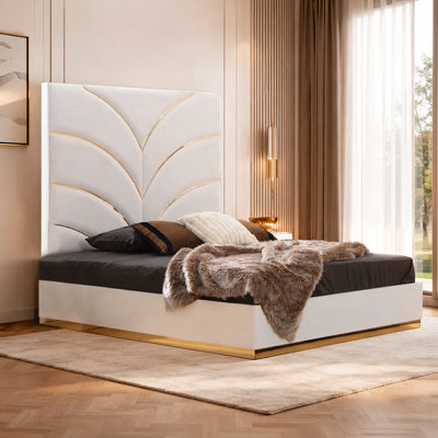 Eward 5-N Piece Bedroom Set