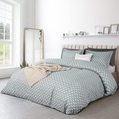 Utopia Bedding Duvet Cover Queen Size - 3 Piece with Zipper Closure - 1 Comforter Cover 90X90 Inches & 2 Pillow Shams 20X26 Inches (Yellow) Comforter Not Included