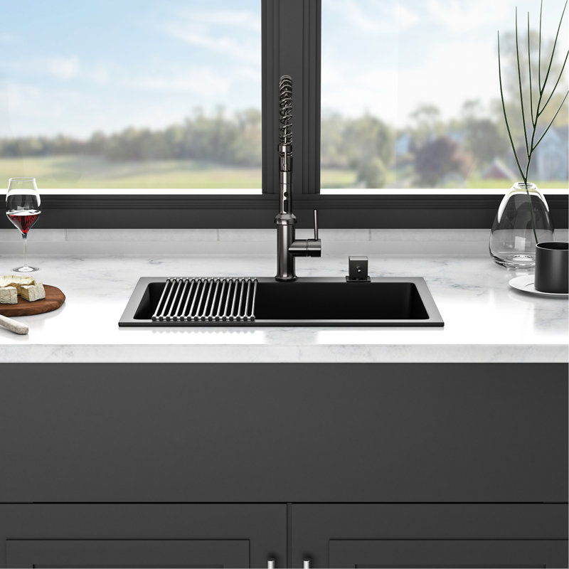 Évier de cuisine en quartz de 33 po x 22 po, aspect granit noir, et qui minimise le bruit, se nettoie facilement avec un matériau de haute qualité, une surface solide et stable, une surface lisse et silencieuse