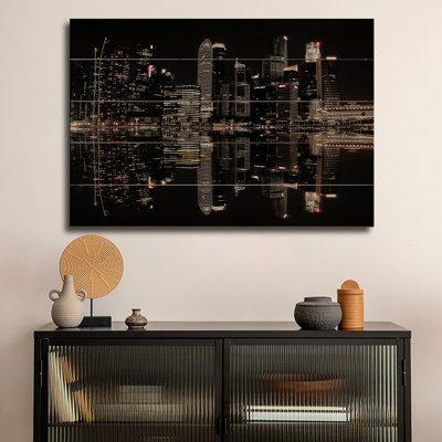 Reproduction d'art mural en bois - Nuit dans la ville par Hardibudi