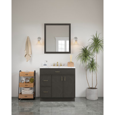 Miroir de salle de bain 30 po x 34 po Shaker