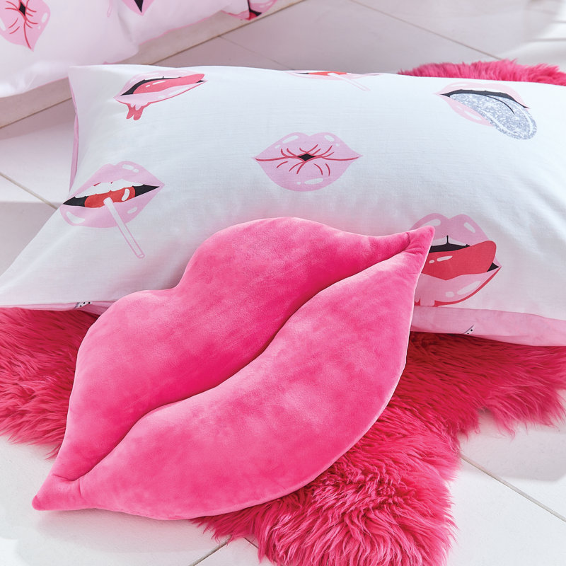 Read My Lips Shaped Cushion with Filling