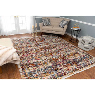 Lucha Oriental Indoor Rug