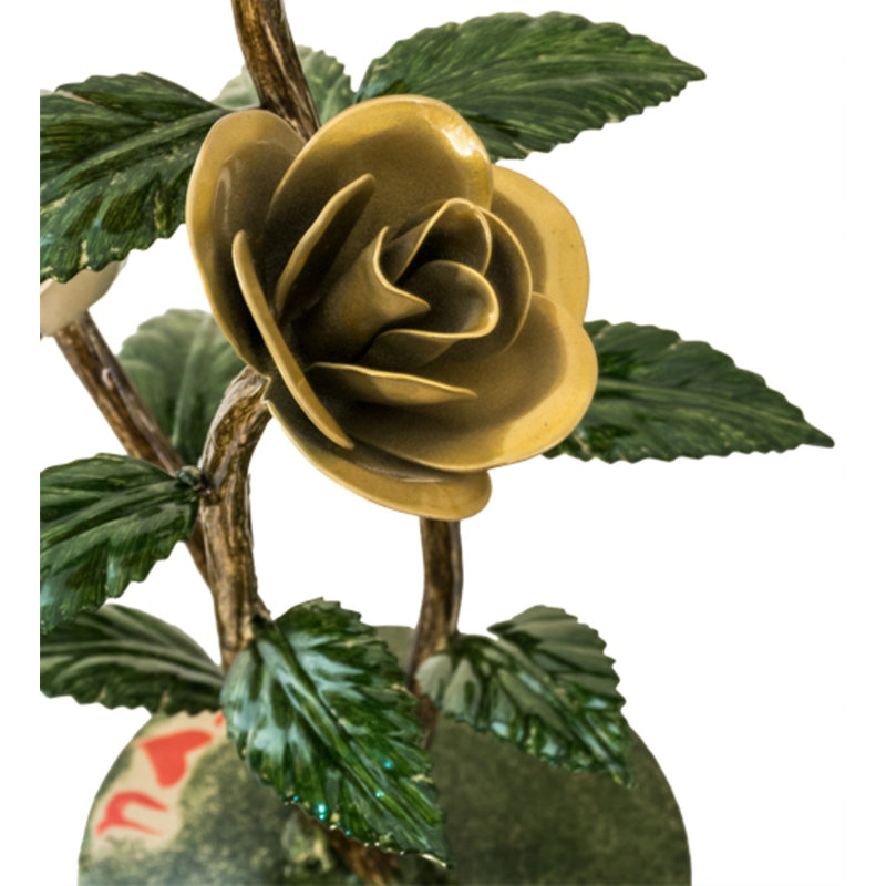 Rosa Sculpture