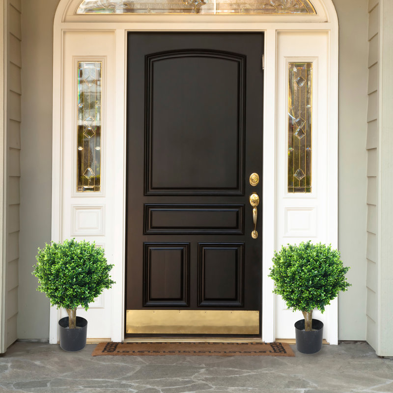 60.96cm Faux Boxwood Topiary in Pot