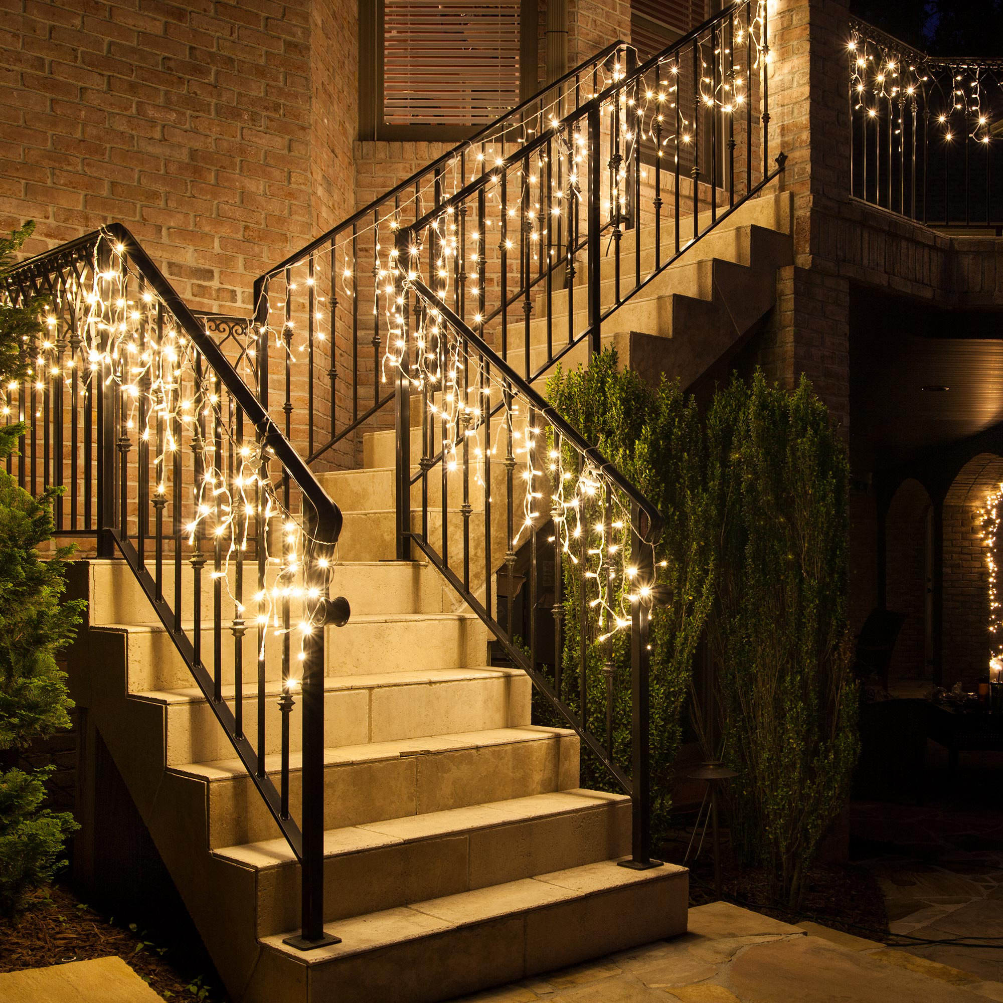 The Holiday Aisle® 8.5' 150-Light Icicle Lights on White Wire (End to End Connectable) & Reviews | Wayfair