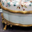 Boîte à oiseaux en porcelaine avec bronze doré