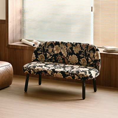French Retro Design Fabric Sofa