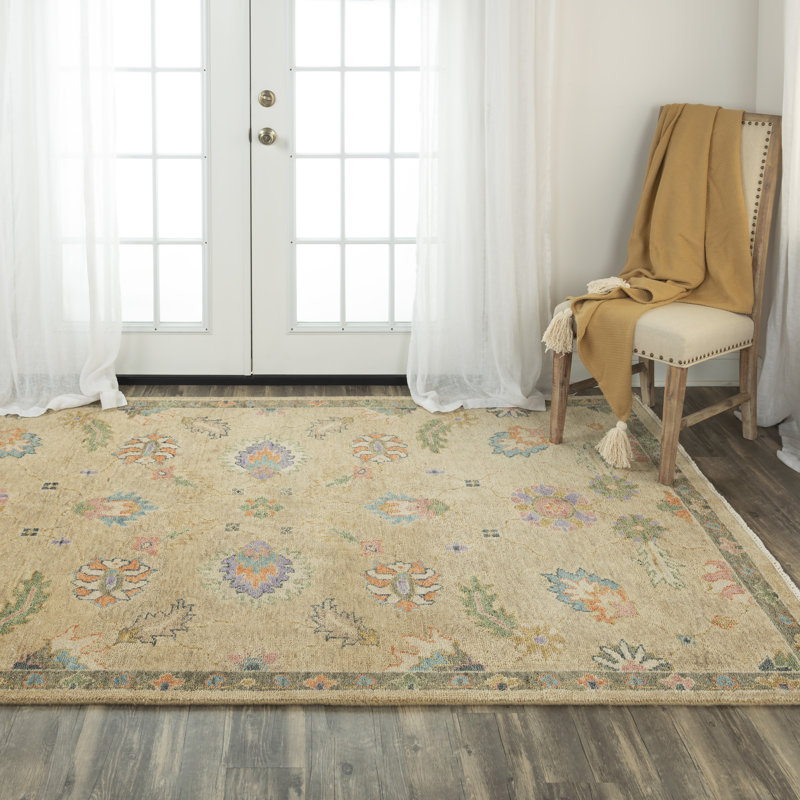 Tapis beige floral en laine noué à la main, Rectangle 6 pi x 9 pi