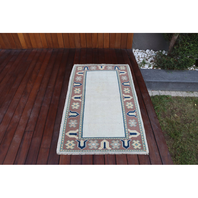 Tapis traditionnel turc idéal pour rehausser l'esthétique de votre espace de vie