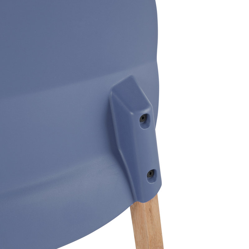 Paquet de 4 chaises gris-bleu pour une utilisation intérieure, pieds en bois de chêne rouge avec grain naturel, siège en polypropylène de qualité industrielle doté de caractéristiques imperméables et anti-rayures, support de résistance commerciale, plancher