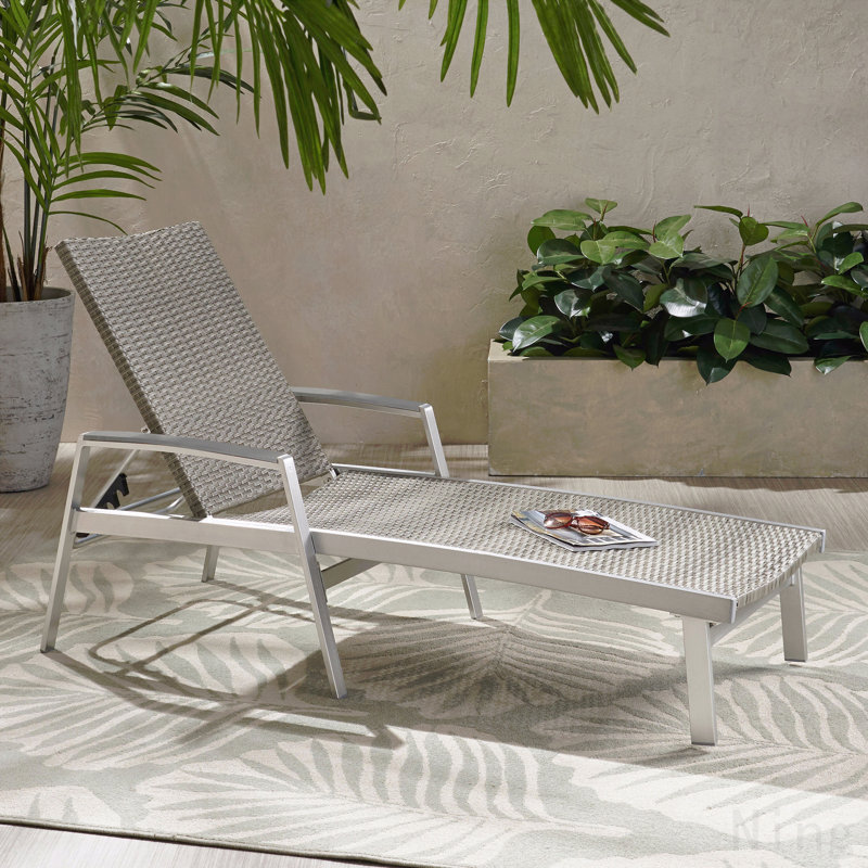 Chaise Lounge(62754.00mgry)