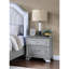 Table de chevet contemporaine à 2 tiroirs gris avec poignée de tiroir à paillettes et façade scintillante, table de chevet de chambre à coucher de style classique, accents éblouissants argentés, poignée en cristal, bois massif