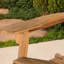 Causeuse d'extérieur confortable fabriquée en bois pour transformer votre jardin en un endroit magnifique