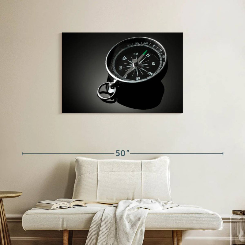 Black compass Aletra, H 24 po x l 36 po
