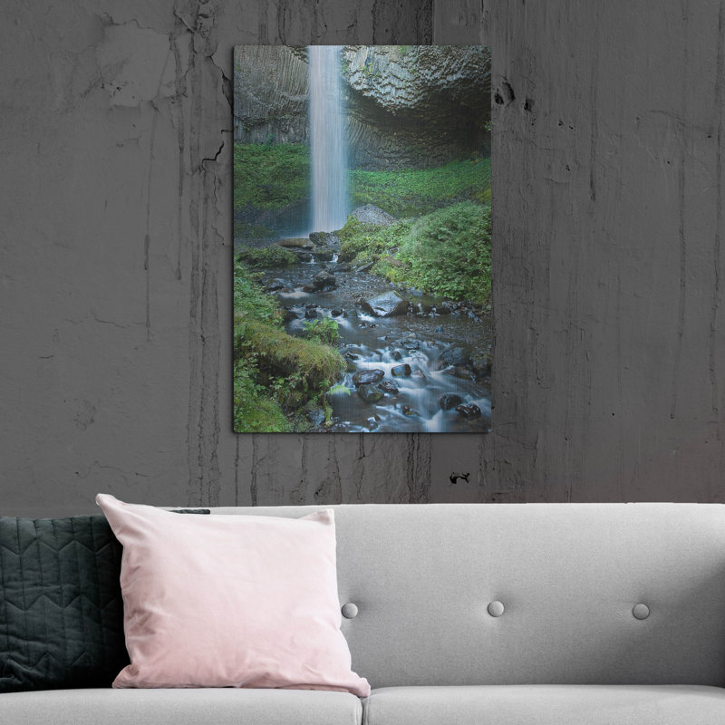 «Oregon Waterfall» par Tim Oldford, H 36 po x l 24 po
