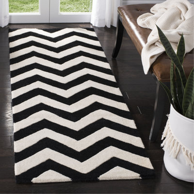 Teresita Hand Tufted Wool Chevron Rug