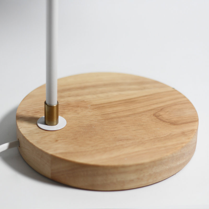 Lampe de bureau en bois massif Zarriah, Blanc