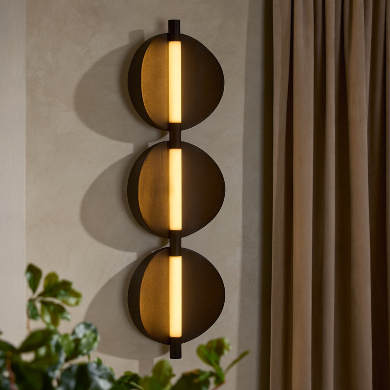 Luna 3 - Light LED Flush Mounted Sconce