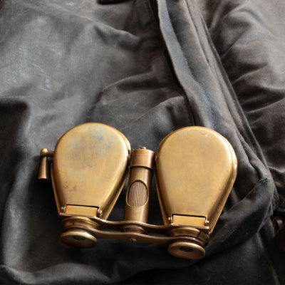 Kings County Tools Compact Binoculars for Adults - Vintage Antique Spyglass or Opera Glasses - 2X Magnification Folding Mini Binoculars for Cruise Ship, Bird Watching, Stargazing or Theatre