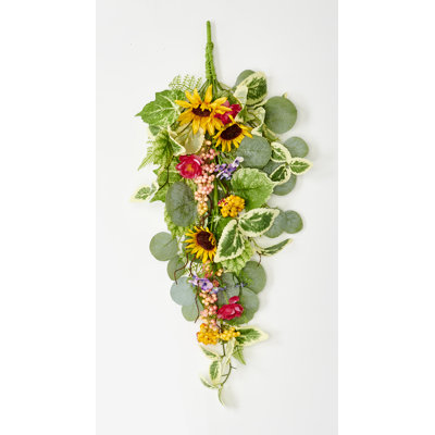 28" Artificial Sunflower Berries, Leaves, Teardrop Swag