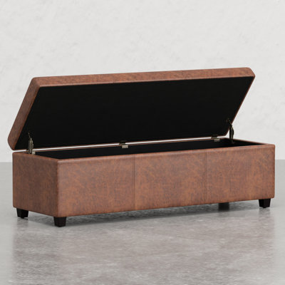 Banc de rangement surdimensionné - élégant et fonctionnel. Masquer le désordre avec P 18 po x l 54 po H 16,5 po. Belle surface cousue, grand intérieur pour le rangement. Fabriqué en bois massif, mousse d'ingénierie à haute densité.