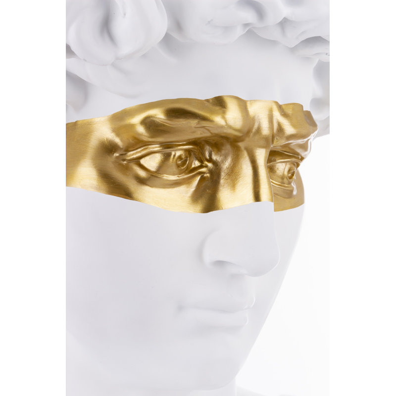 Anthonyson Figurines & Sculptures