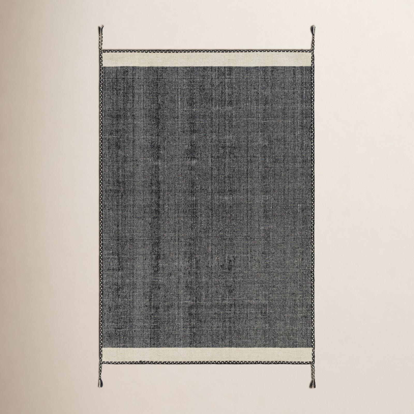 Nita Handmade Wool Rug, Rectangle 2' x 3'