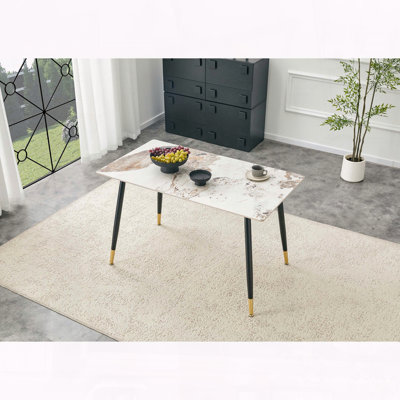 Table de salle à manger rectangulaire moderne en pierre frittée avec pieds plaqués or