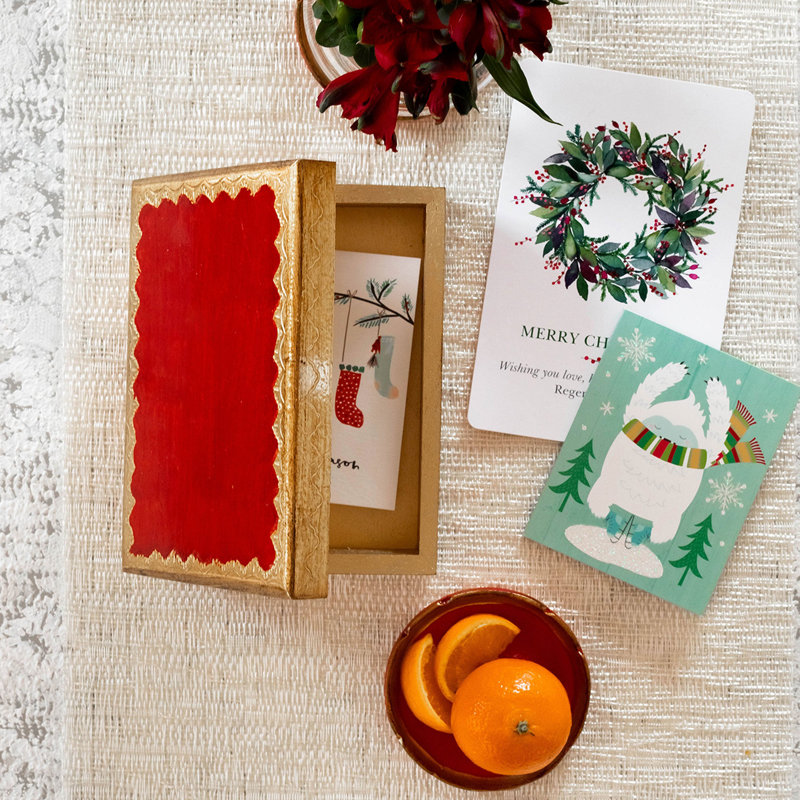 Boîte à accessoires florentine en bois rouge et or